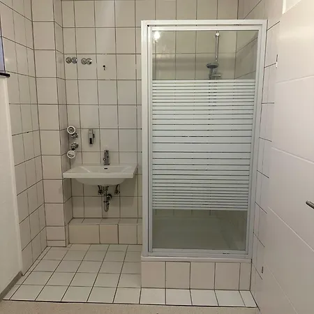 公寓 Wohlfuehlend 1 *